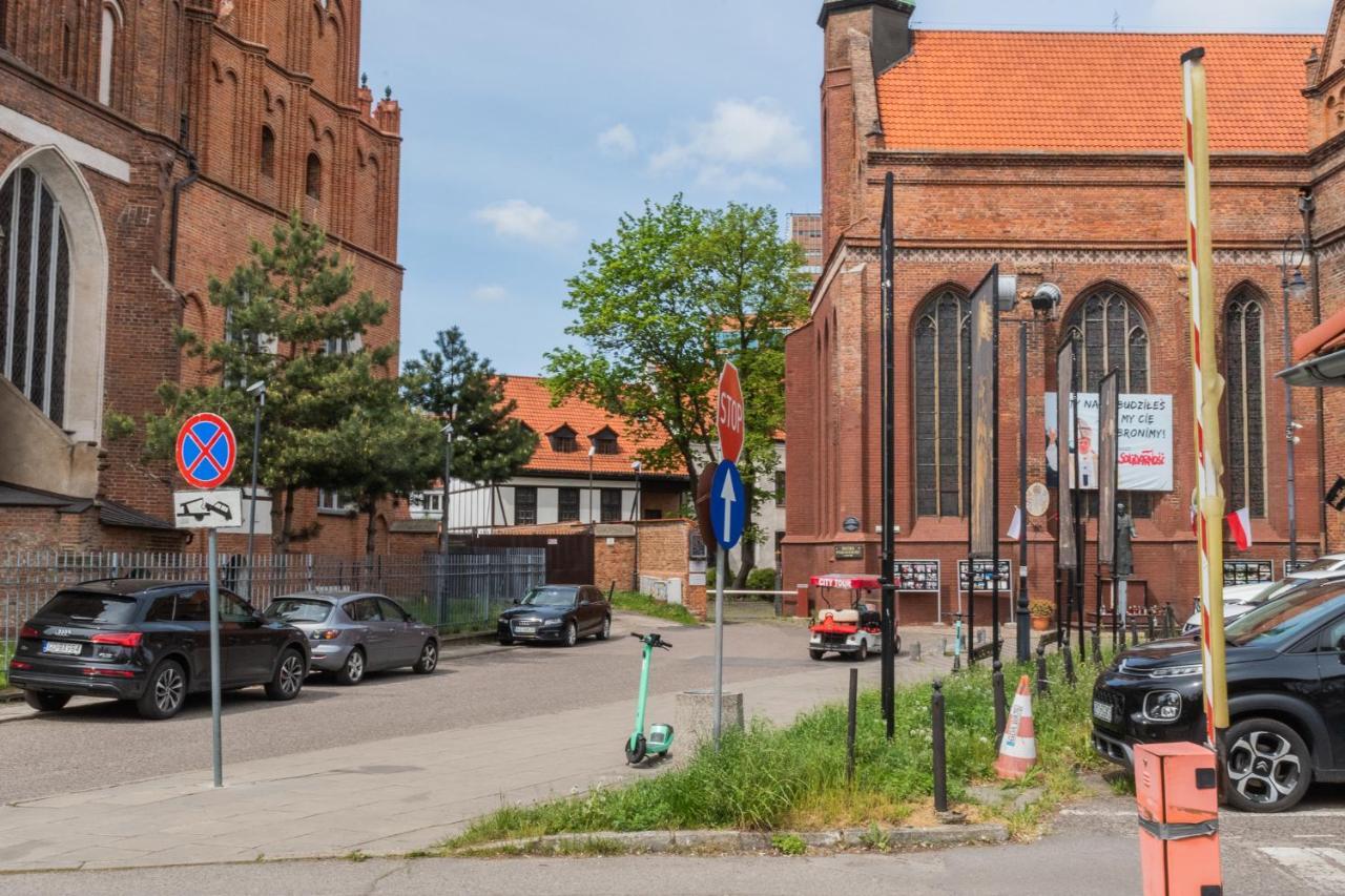 Bell Tower Old Town Gdansk Apartment Buitenkant foto